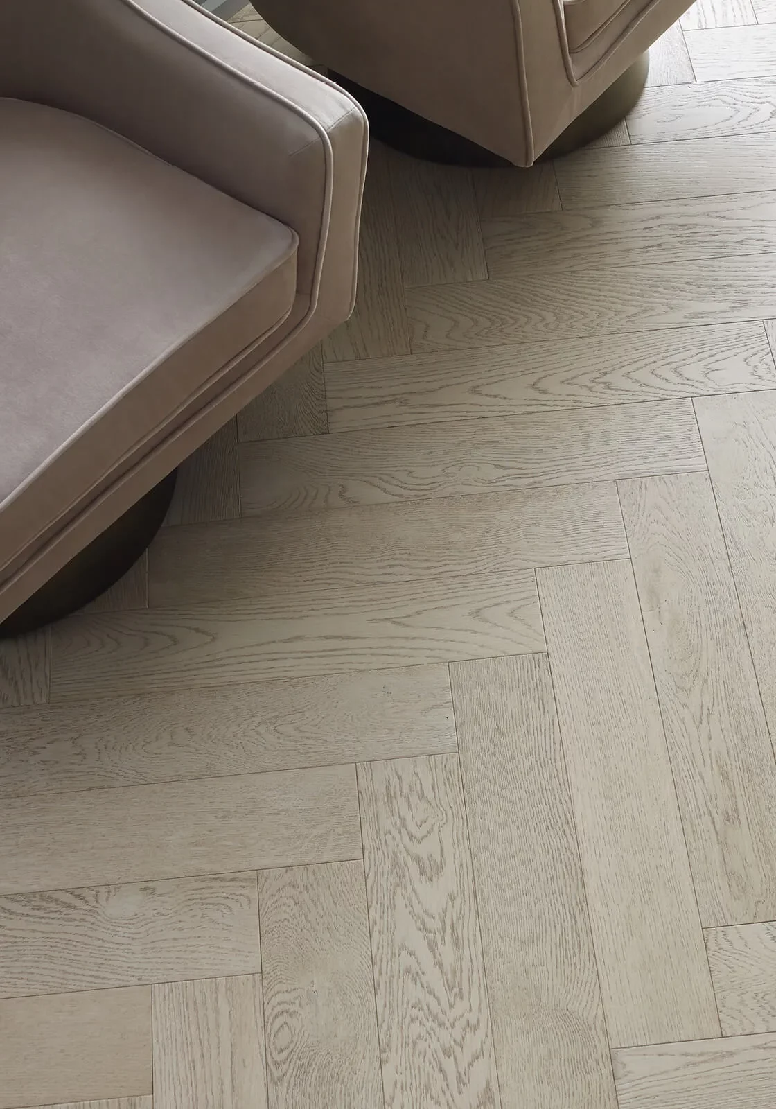 Fifth-Avenue-Oak-SW663-01007-Astor-Office-Detail-V-bc